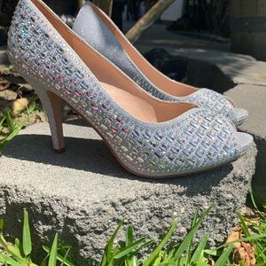 ✨ 💎Cathy Jean BlingedOut Peak-a-boo Toe Pumps💎✨